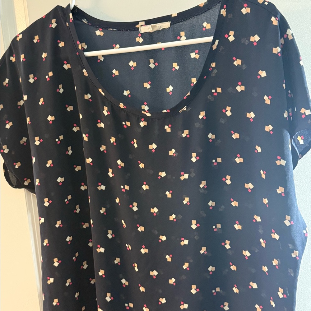Pleione Navy Floral Short Sleeve Top